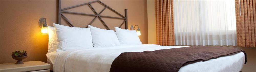 Red Lion Inn & Suites Cathedral City Palm Springs Номер фото