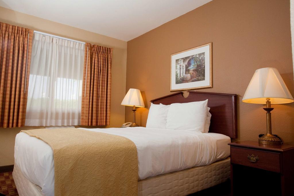 Red Lion Inn & Suites Cathedral City Palm Springs Екстер'єр фото