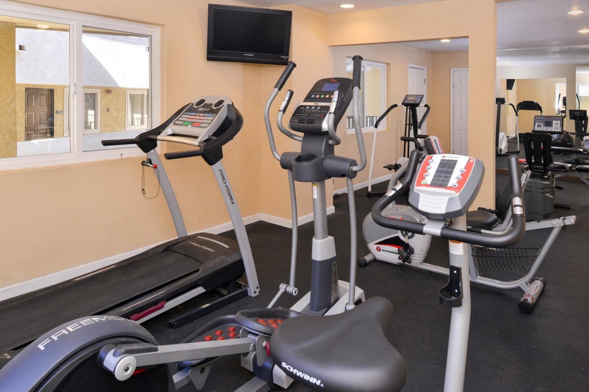 Red Lion Inn & Suites Cathedral City Palm Springs Екстер'єр фото