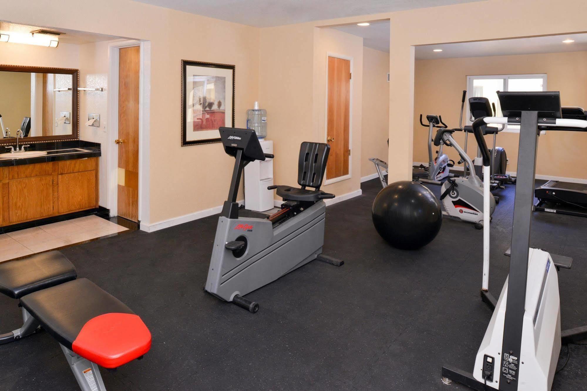 Red Lion Inn & Suites Cathedral City Palm Springs Екстер'єр фото